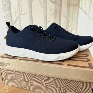 NEW Woolloomooloo Cheviot Merino Wool Sneakers Size 37